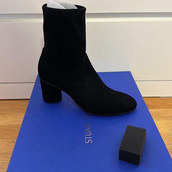 Stuart Weitzman Margot 75 Bootie - Picture 1 of 9